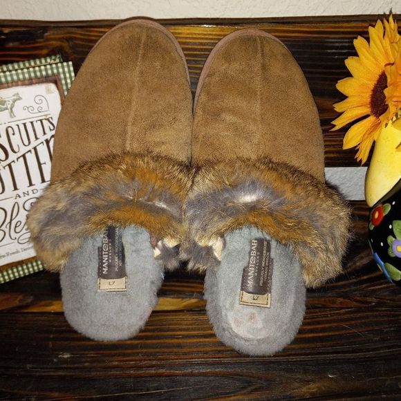 MANITOBAH MUK LUK RABBIT FUR SLIPPERS - Picture 2 of 11
